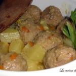 Polpette in umido con patate / meat patties with potatoes
