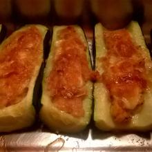 Barchette di zucchine con prosciutto cotto e formaggio