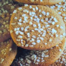 Biscotti al caffe’ e granella di zucchero