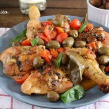 Pollo alle olive, croccante e saporito