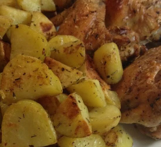 Ali di pollo al forno con patate