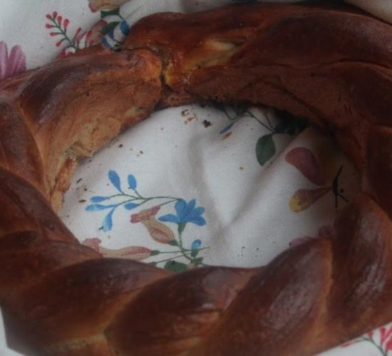 Colac il pane rumeno delle feste