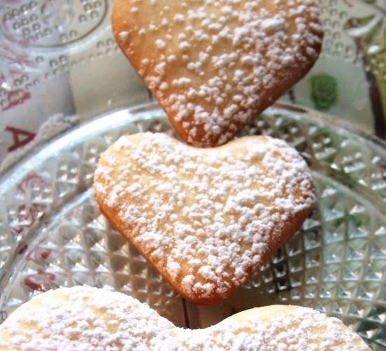 cuori di biscotto e buon san valentino