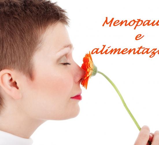L’alimentazione durante la menopausa, i consigli della nutrizionista