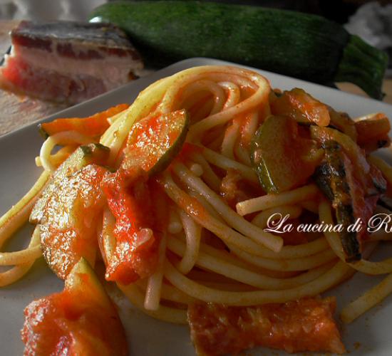 Matriciana di zucchine / matriciana pasta with zucchini