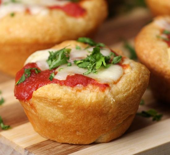 Muffin salati alla pizza: golosissimi!