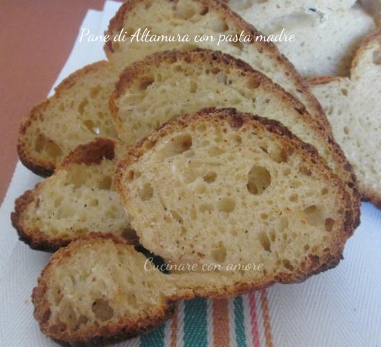 Pane di Altamura con pasta madre