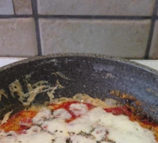 Pizza veloce in padella (quando i micro cuochi  cucinano)