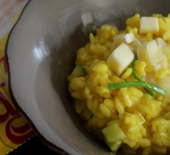 risotto giallo con brie e zucchine
