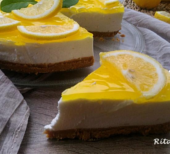 torta fredda al limone ( superficie specchiata)